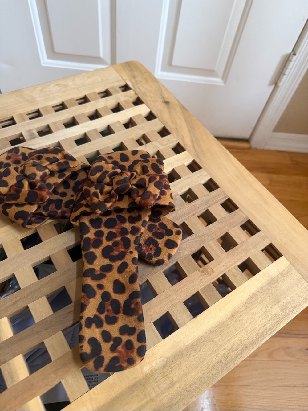 Leopard Print Bow Accent - Brown